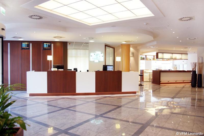 Hotel - Am Zwinger By Ihg 4*